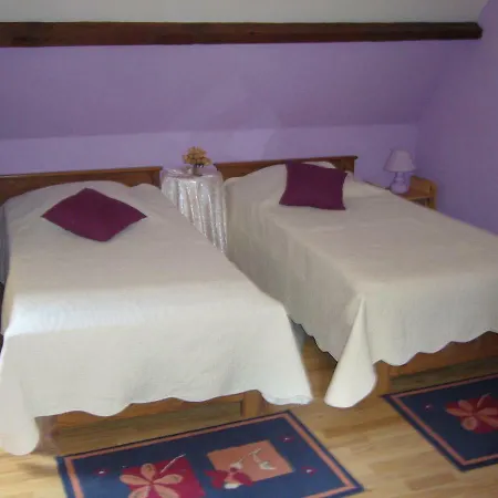 Vakantiehuis Au Cedre Bleu