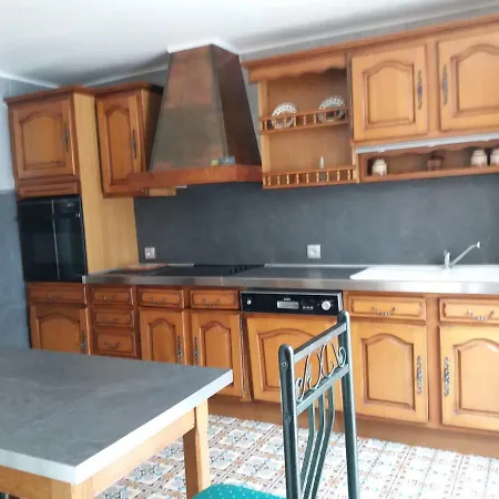 Vakantiehuis Au Cedre Bleu